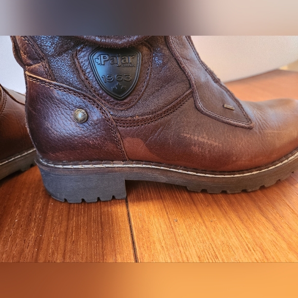 Pajar Leather Women's Boots - Picture 5 of 13